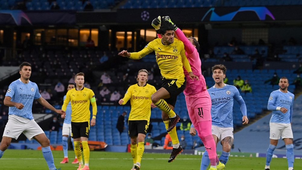 Borussia Dortmund vs Manchester City in UEFA Champions League quarter